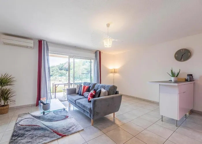 Cosy Et Spacieux Avec Jardin Et Parking *