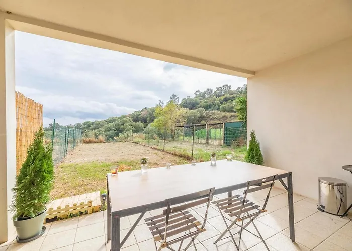 Cosy Et Spacieux Avec Jardin Et Parking *