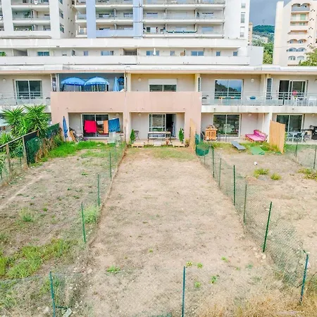 Cosy Et Spacieux Avec Jardin Et Parking * Bastia (Corsica)