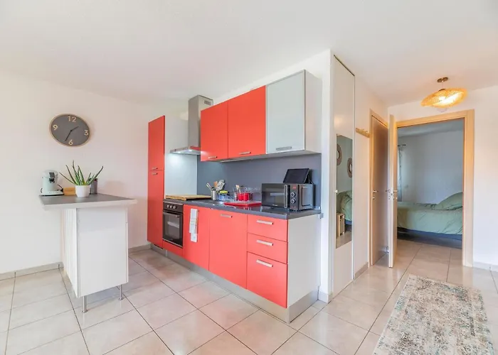 Cosy Et Spacieux Avec Jardin Et Parking